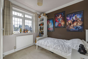 Bed 4- click for photo gallery